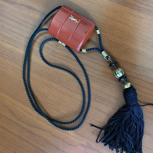 💖Yves Saint Laurent Opium Pendant Necklace VINTAGE - Picture 1 of 4